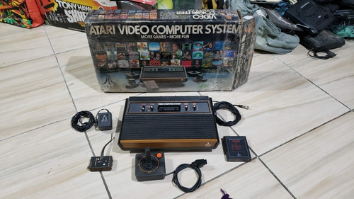 Atari Frente De Madeira Na Caixa Com 4 Chaves Tudo 100%. V1