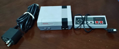 Nintendo Nes Classic Mini Standard Color  Gris Y Blanco