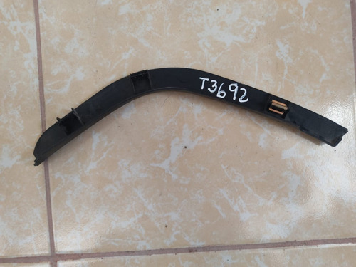 Moldura Aleta Derecha Ford Mondeo 2001-2007 Usado 