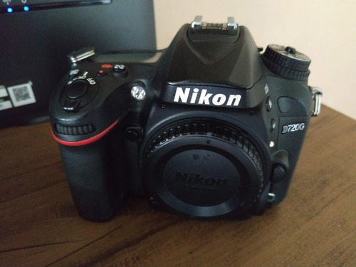 Nikon D7200 Dslr Cor  Preto ( Só O Corpo )