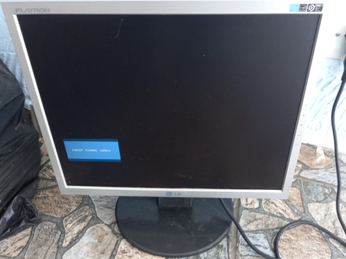 Monitor Flatron 17 Pol Modelo L1753t Com Defeito 