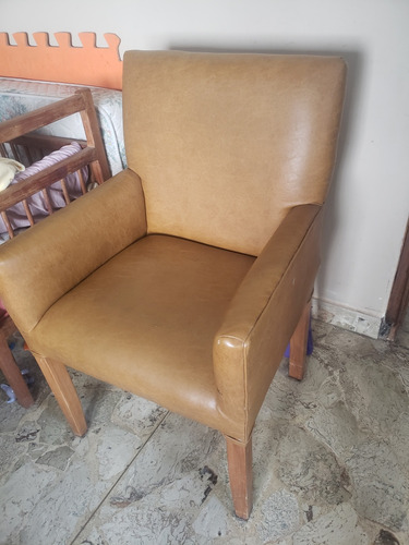 Sillon Alto Marron Ideal Amamantar O Con Problemas De Cadera