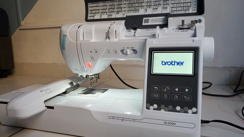 Máquina Para Bordar Brother Se 2000