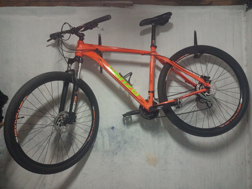 Bicicleta Venzo Rodado 29 Talle L Color Naranja Modelo Eolo 