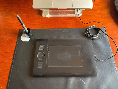 Wacom Intuos 4 Medium Ptk-440 Mesa Digitalizadora S/ Mouse