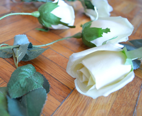 Flores Artificiales, Rosas Blancas Lote 4u