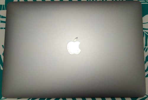 Macbookpro16,2 A2251