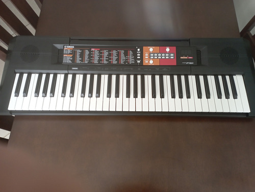 Teclado Yamaha Psr Series Psr-f51 + Enchufe