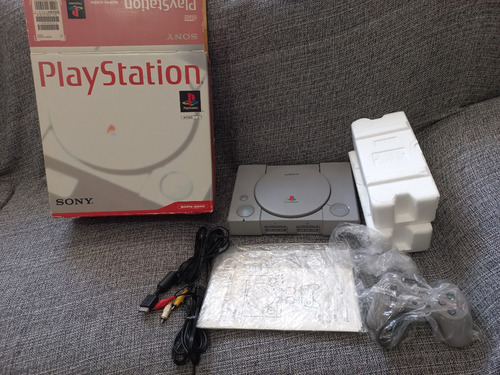 Ps1 Fat Japonês Scph-5500 Completo Caixa Vermelha (ler Descrição)