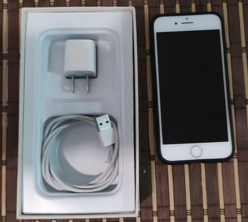  iPhone 8 Plus 64 Gb Plata