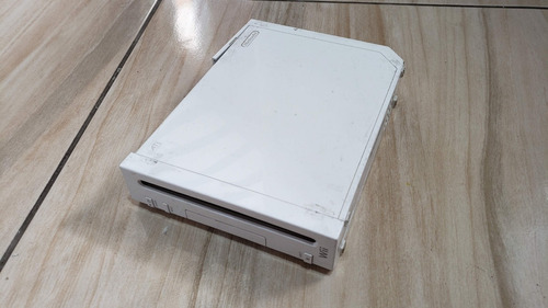 Nintendo Wii Branco Só O Console Funcionando 100% O Aparelho É Bloqueado. F11