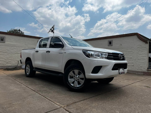 Toyota Hilux Doble Cabina Sr  2020