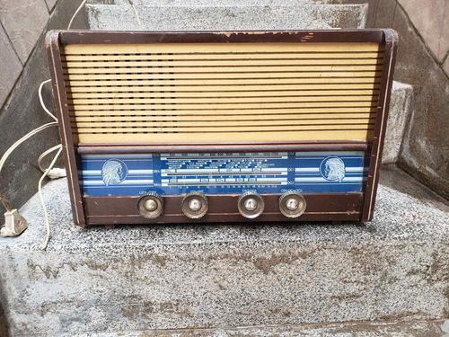 Radio Antigo Anos 70. Usado