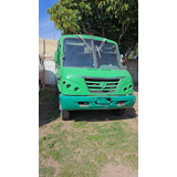 Autobus Mercedes Benz 2013 Mediano