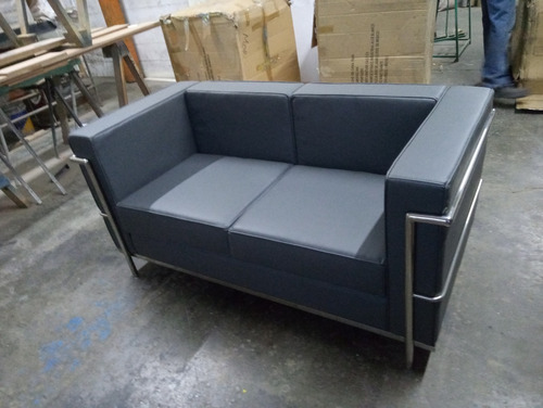 Loveseat Le Corbusier En Color Gris