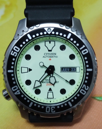 Reloj Citizen Ny004009w.automatico.hombre.fechador Doble.