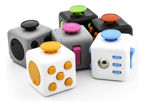 Cubo Fidget Anti Estrés (envío Aleatorio De Color)