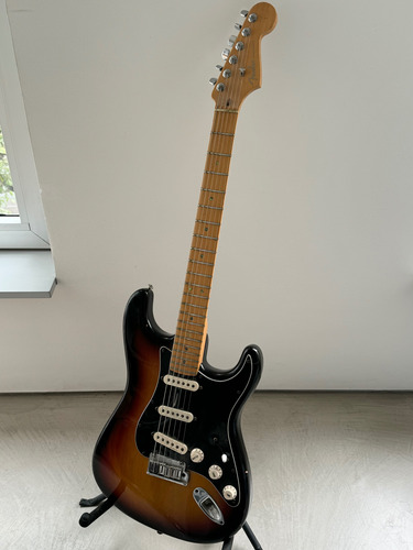 Guitarra Fender Stratocaster Deluxe Usa Americana