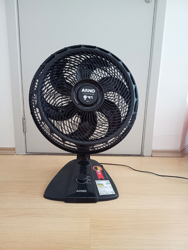 Ventilador 2 Em 1 Arno Turbo Force Preto Vf42 (usado)