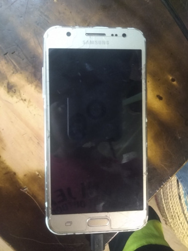 Celular Samsung Galaxy J5 16gb 