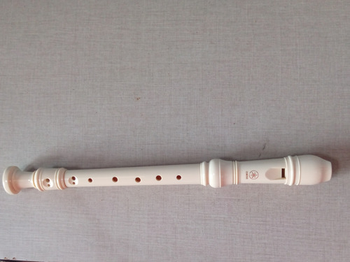 Flauta Doce Yamaha Soprano/descant Recorder German Yrs-23