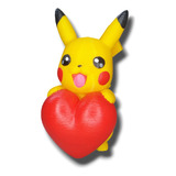 Figura Pokemon Pikachu Con Corazon 3d