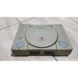 Playstation 1 Fat Só O Aparelho. Ele Não Leu Os Jogos E Não Funcionaram Os Controles . Tá Com Defeito. 03. M4