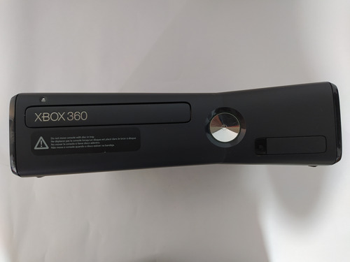 Xbox 360 Com Defeito Para Peças Ou Conserto