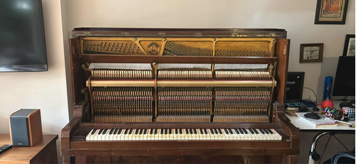 Piano Vertical Hoepfner Berlin 1880