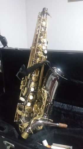 Saxofone Eagle Sa 501