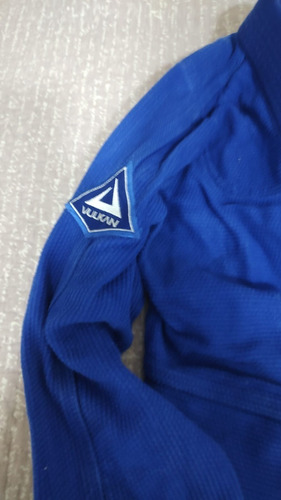 Kimono Jiu Jitsu Azul Trançado Infantil Vulkan Tamanho M3