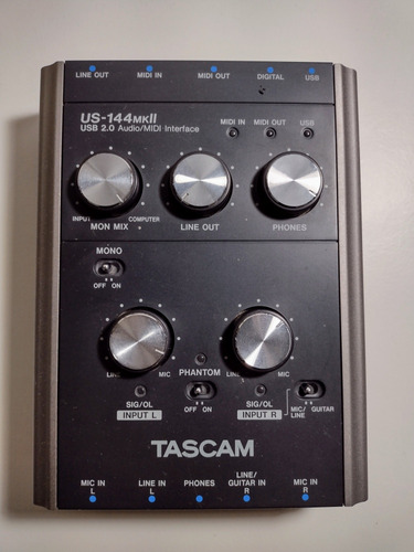 Interface De Áudio & Midi Tascam