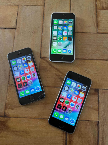 iPhone SE + iPhone 5s 16gb + iPhone 5s 32gb