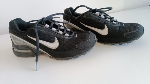 Zapatillas Negras Nike Torch 3