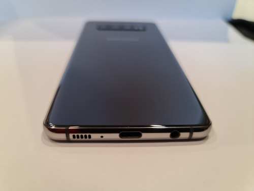 Celular Samsung Galaxy S10 Plus Color Ceramic Black