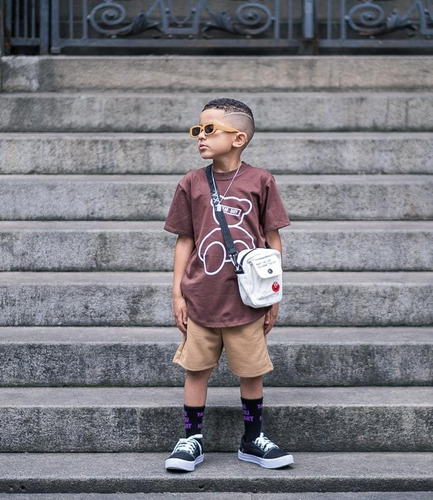 Kit Roupa Menino Infantil Shorts E Camiseta Urso Blogueiro