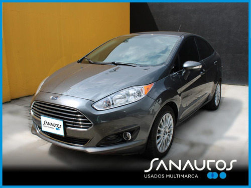 Ford Fiesta Titanium 1.6 At Gris Modelo  2015 Placa  Iem747