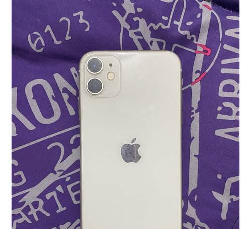 Apple iPhone 11 (64 Gb) - Blanco