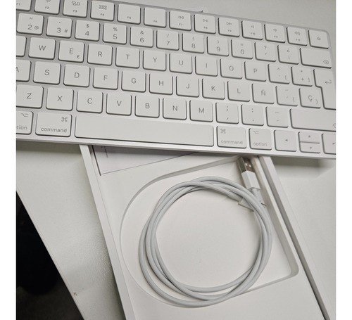 Apple Magic Keyboard [k218]