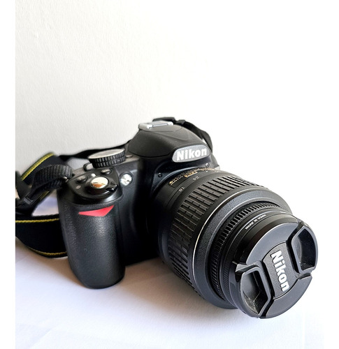  Camara Reflex Nikon D3100 + Lente 18-55mm + Lente 50mm