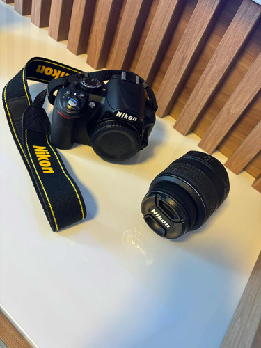 Câmera Nikon D3100