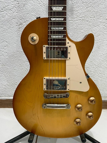 Guitarra Gibson Les Paul Tribute Honey Burst 