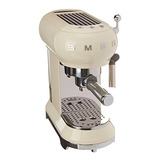 Cafetera Expresso Italiana Smeg Ecf01creu 220v. Crema §