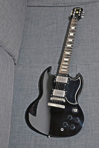 Guitarra EpiPhone Sg G400 Ebony