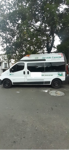 Buseta Renault Trafic 2015