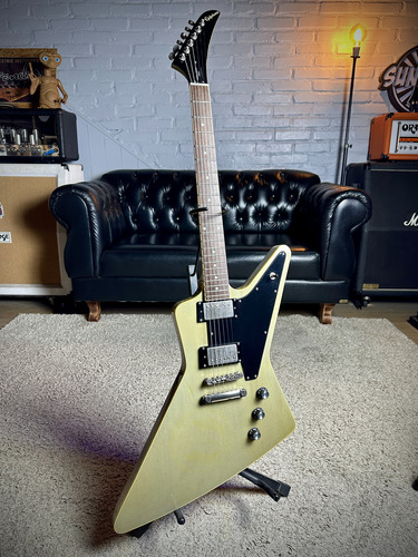 EpiPhone Explorer Pro  Custom Shop 2013 Tv Silver