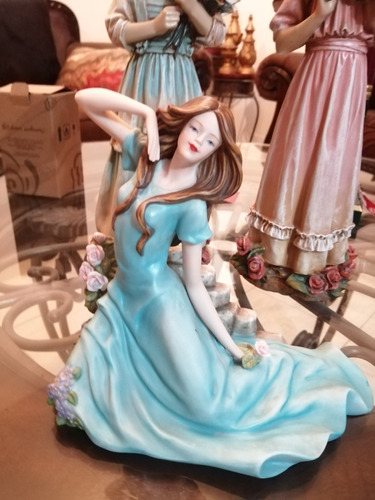 Figura Dama De Porcelana Home Interiors 20 Cm Alto