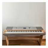 Piano Digital Yamaha Dgx-630 Com Estante
