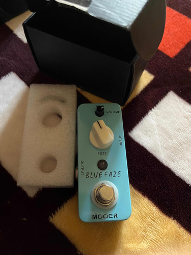 Mooer Blue Faze Pedal Guitarra Fuzz