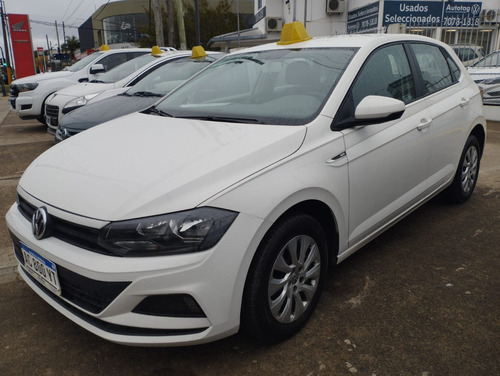 Volkswagen Polo Trendline 1.6 Tiptronic 2018